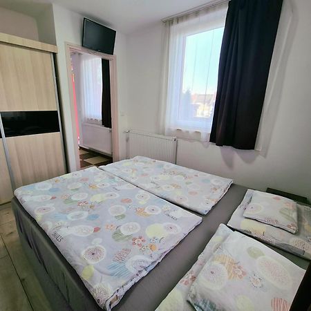 Marika Apartman 쇼프론 외부 사진