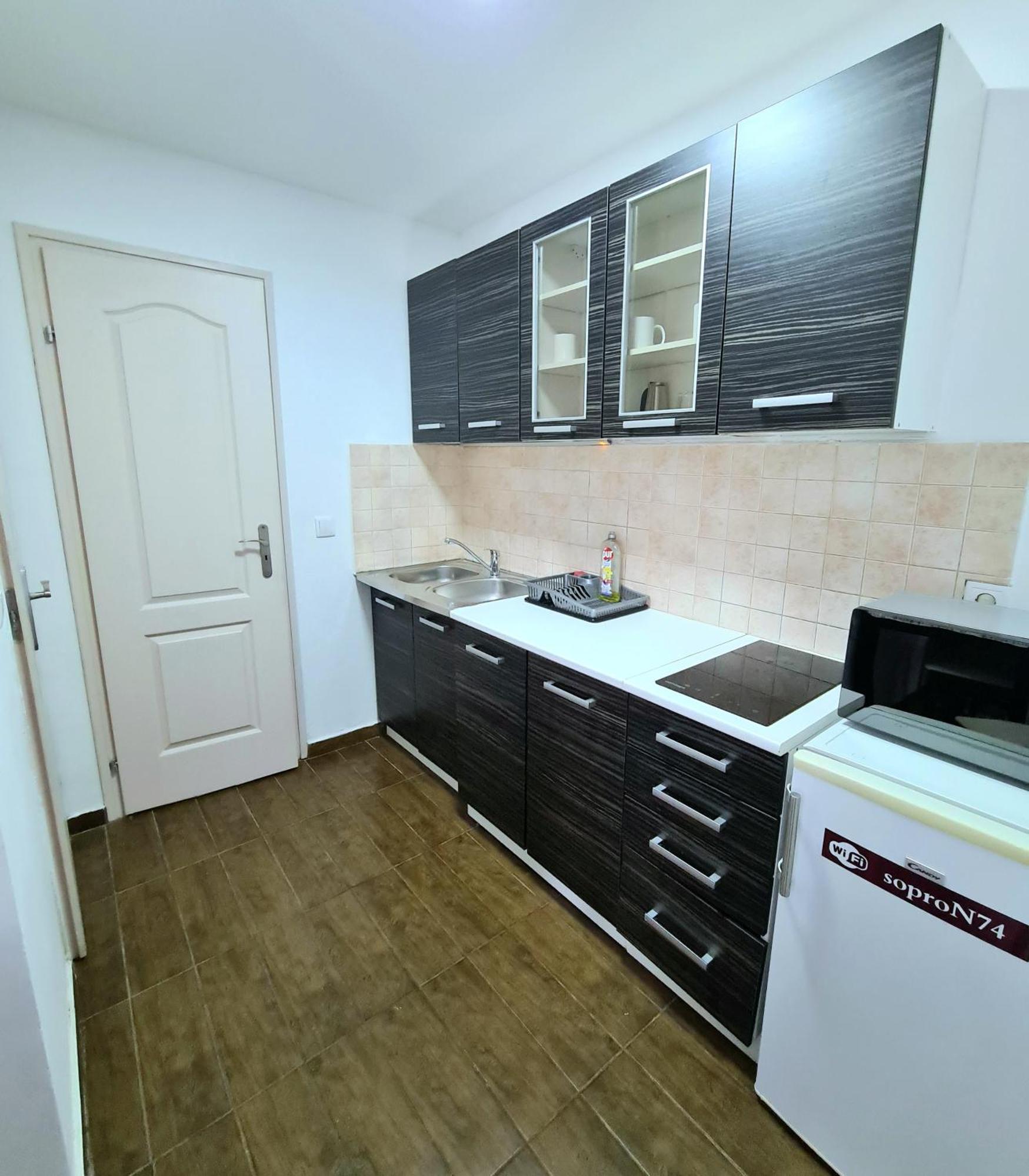 Marika Apartman 쇼프론 외부 사진